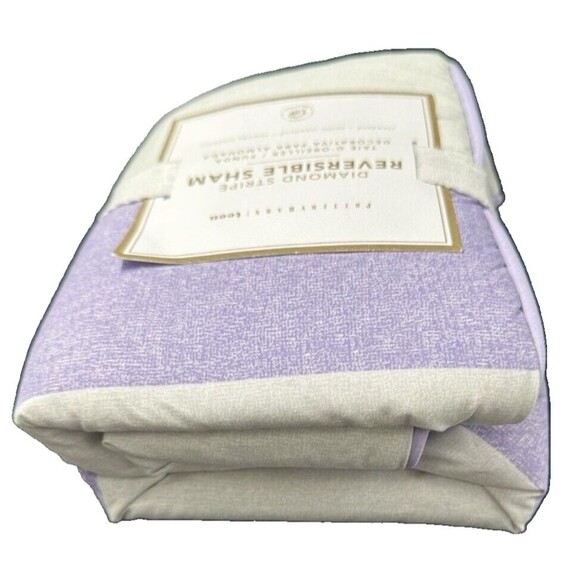 Pottery Barn Teen Diamond Stripe Lavender and White Reversible Standard Sham - Picture 4 of 5